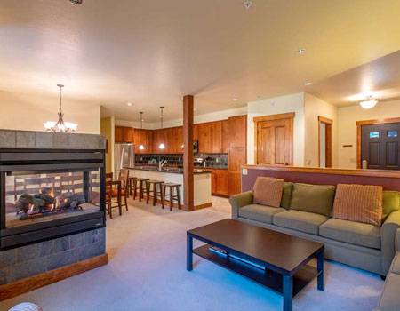 Private townhome called Cache 2103 in Cache neighborhood in Copper Mountain&#039;s West Village